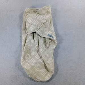SwaddleMe Baby 0-3M Adjustable Wrap Tan Geometric Stripe 1.0 TOG Small